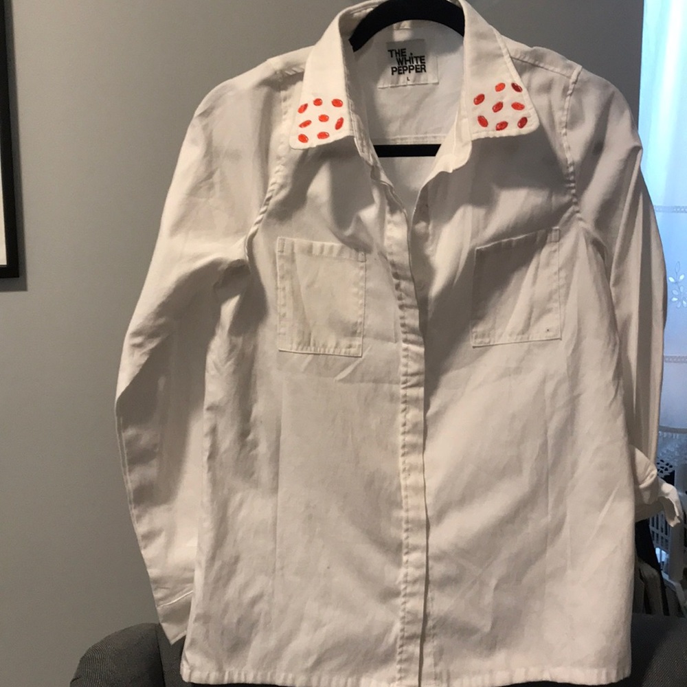 White bottom down shirt